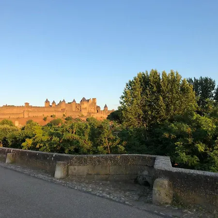 C'est Maison Bleue