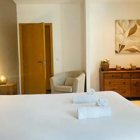 C'est Maison Bleue Apartment