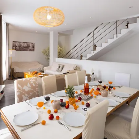 Апартаменти C'est Maison Bleue Каркассонн