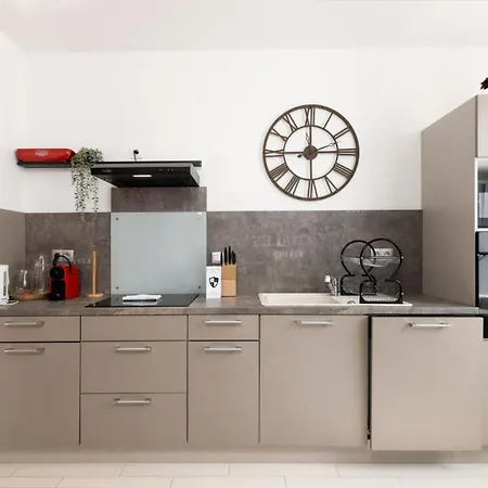 C'est Maison Bleue Апартаменти Каркассонн