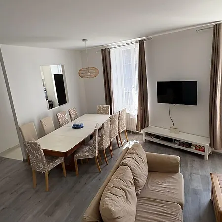 Apartment C'est Maison Bleue *